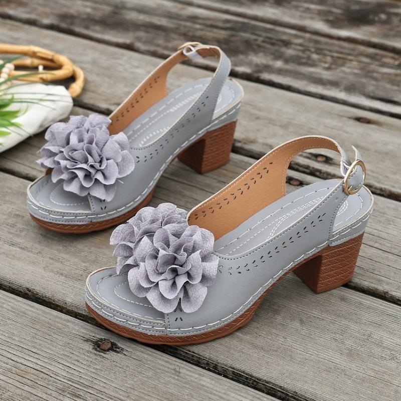 Plus-size High-heeled Women's Shoes with Open-toe Beach Flip-flops