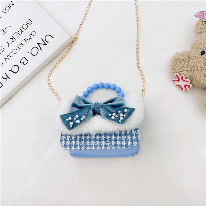 Stylish Girls Pearl Handbag With Chic Chain Strap And Adorable Bow Pattern For Toddlers