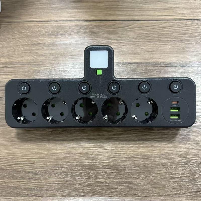 

Євровилка Подовжувач Розетки змінного струму Порти USB Type-C Дві специфікації Незалежний вимикач з маленьким нічним світлом 【B】Jack*5+USB*2+TypeC*1 чорний