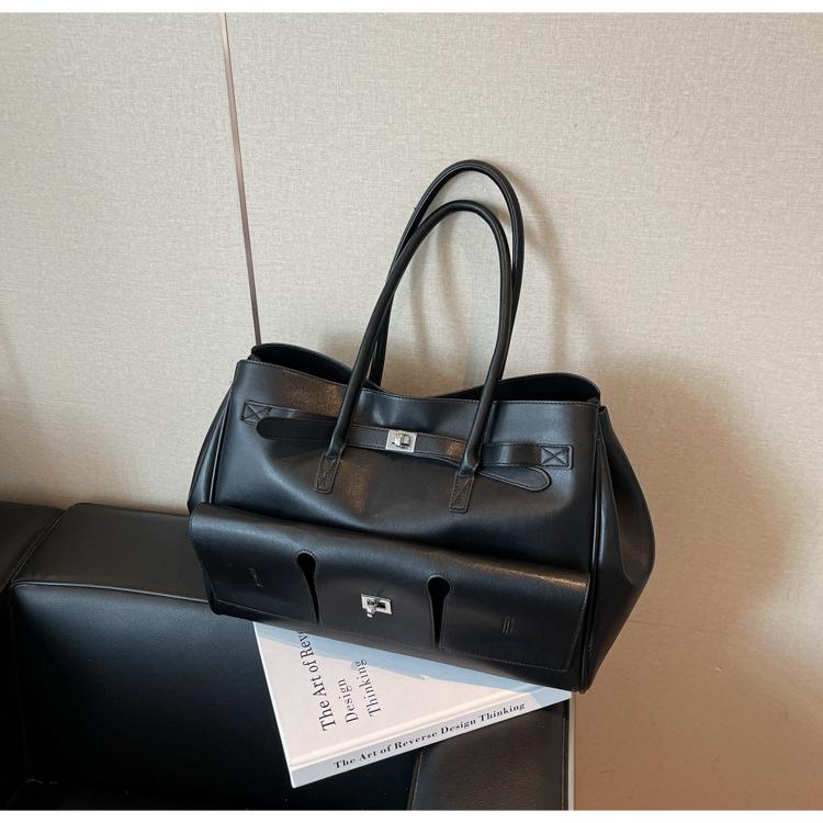 Large-capacity Bag Women's Summer Versatile New Casual Shoulder Bag Popular Texture Commuter Tote Bag