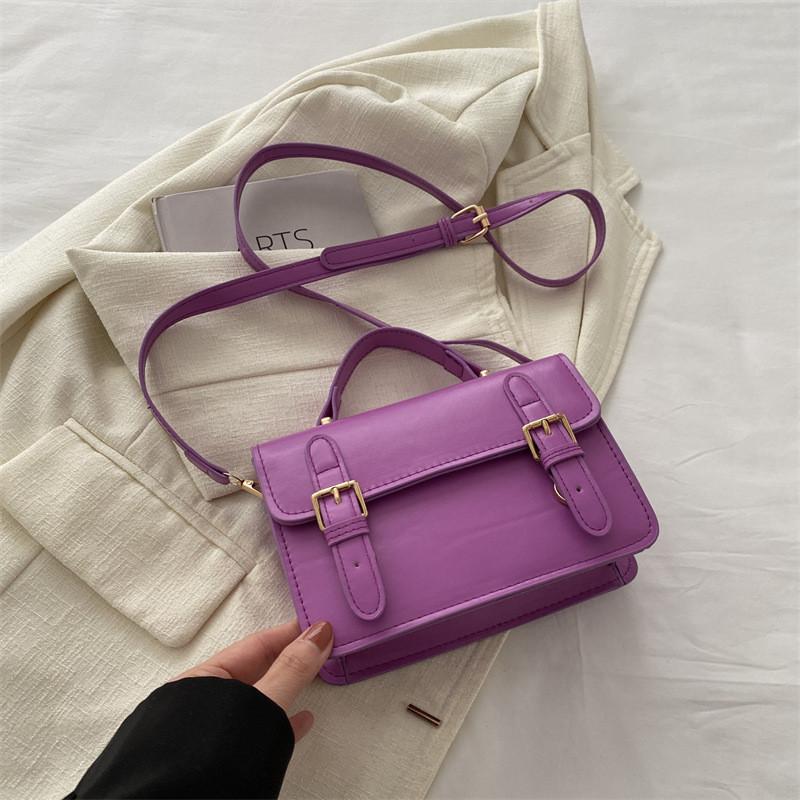 Trendy Small Square Women's Bag With Chic Stitching Details In White Pu