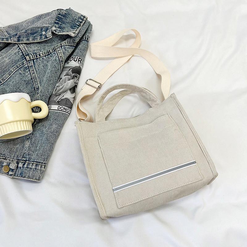 Trendy Vertical Canvas Tote Bag For Women Casual Style With Ample Space And Unique Design