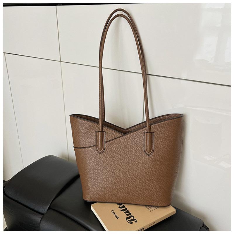 Large-capacity Tote Bag - A High-end Style Backpack Suitable for School or Commuting, with A Single Shoulder Strap.
