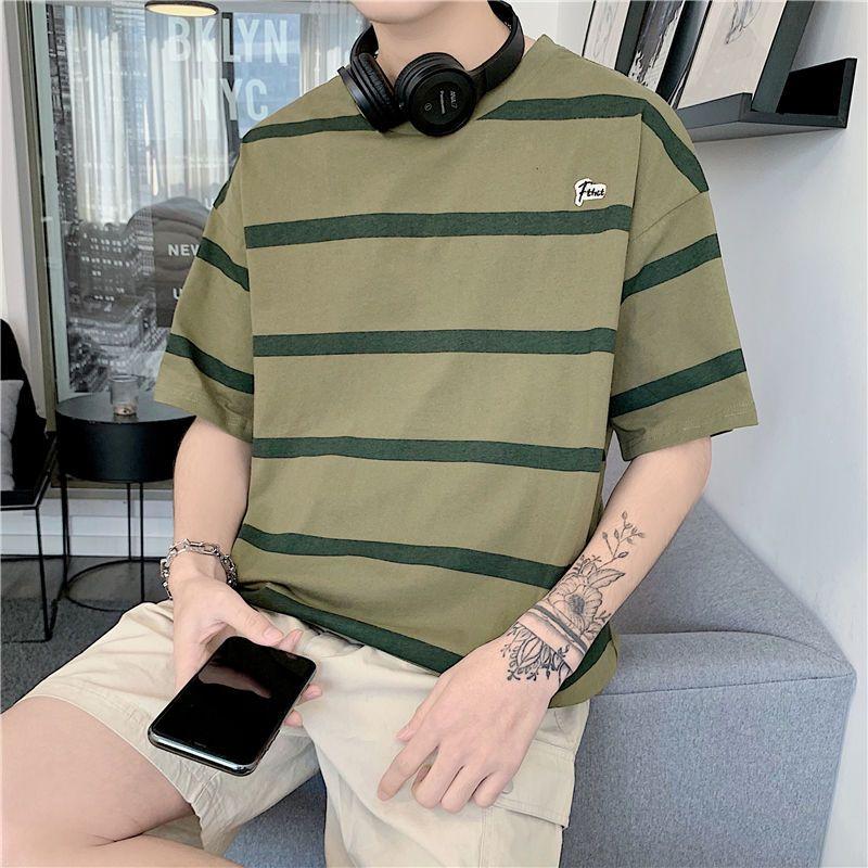 Letní pánské tričko s krátkým rukávem Volné a všestranné Studentský trend Móda Top s polovičním rukávem Prodyšné a absorbující pot Kulatý výstřih Pruhované pulovry