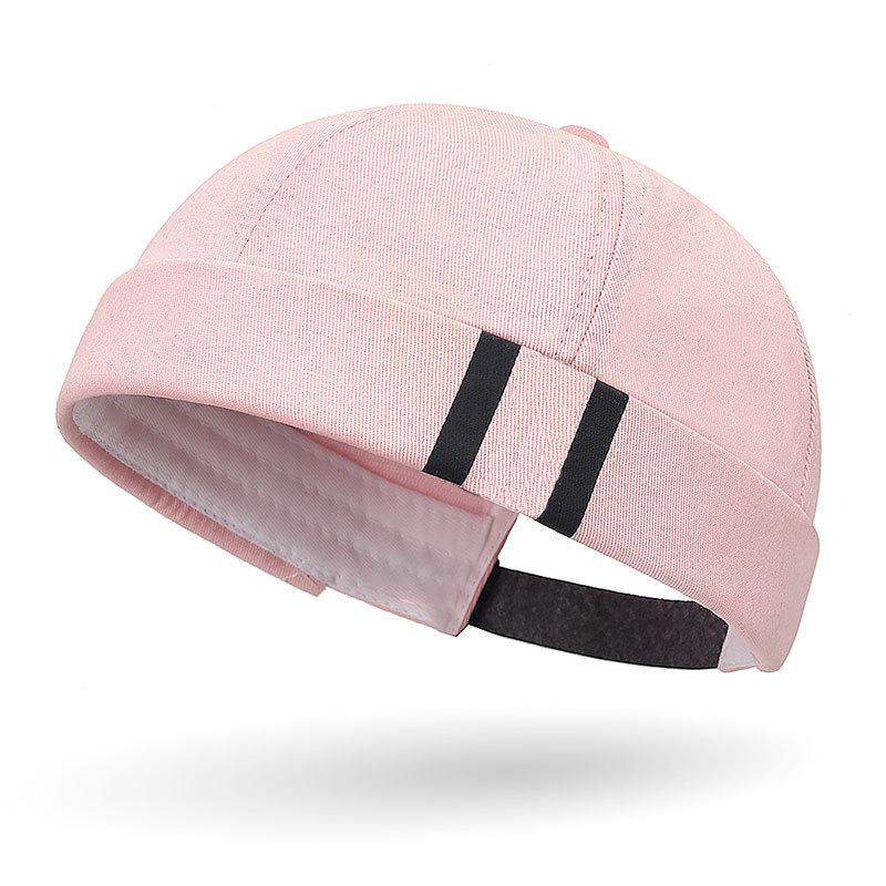 A Niche Street Dance Landlord Hat Printed with Three Distinctive Male and Female Tang Hats