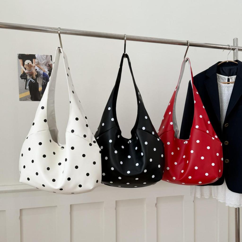 Koreanischer Retro-Schulter-Tote mit Polka Dots: Groß, Modisch, Vielseitig, Schlichtes Design
