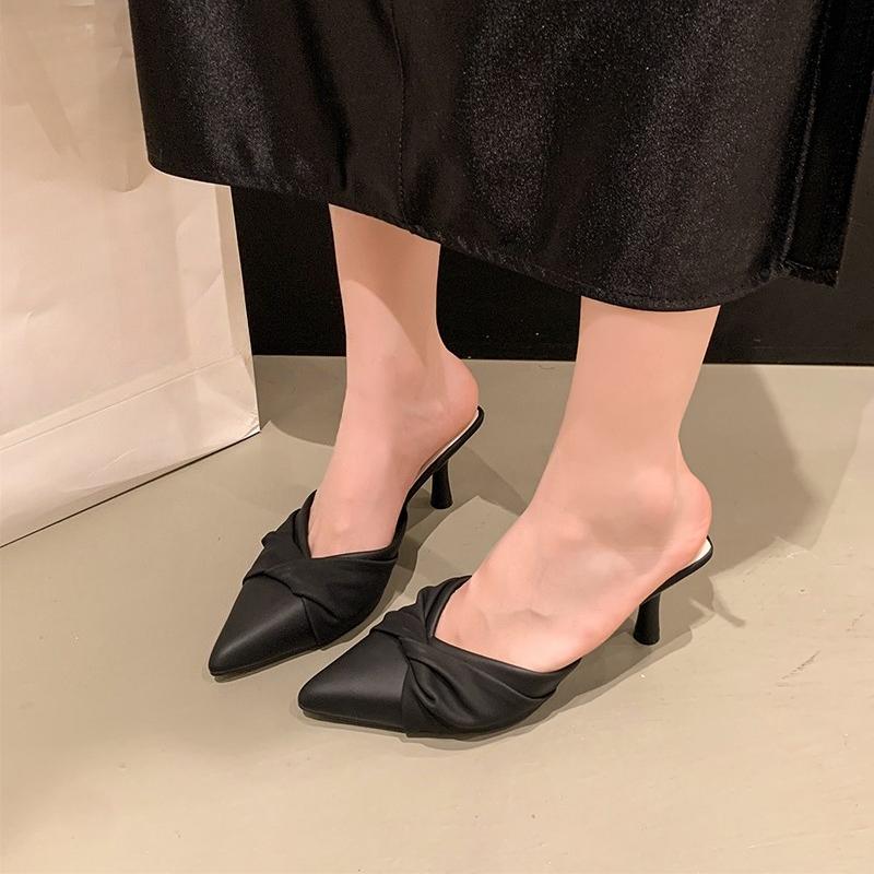 

Модные туфли на среднем каблуке-копытце, современные шлепанцы, летняя уличная женская обувь 2025, горячая распродажа, неглубокие однотонные сексуальные женские шлепанцы, Chinelos 35 чёрный