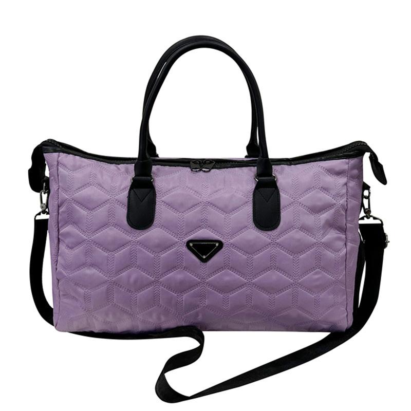 

Женская дорожная сумка большой вместимости с ромбовидным узором, для отдыха, портативная, для поездок на работу, с отделением для сухих и влажных вещей, спортивная, для тренажерного зала, с ремнем, с отделением для обуви фиолетовый