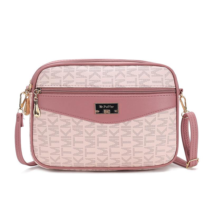 

Camera bag Printed women s bag New letter fashionable versatile shoulder messenger bag Large capacity small square bag women розовый