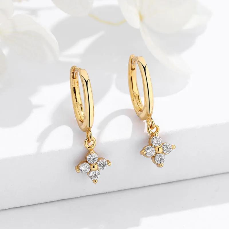 2 Paires Boucles d'Oreilles Créoles Petites Câlins en Acier Inoxydable Pour Femmes Petit Pendentif Cristal Zirconium Boucles d'Oreilles Cartilage Bijoux Piercing