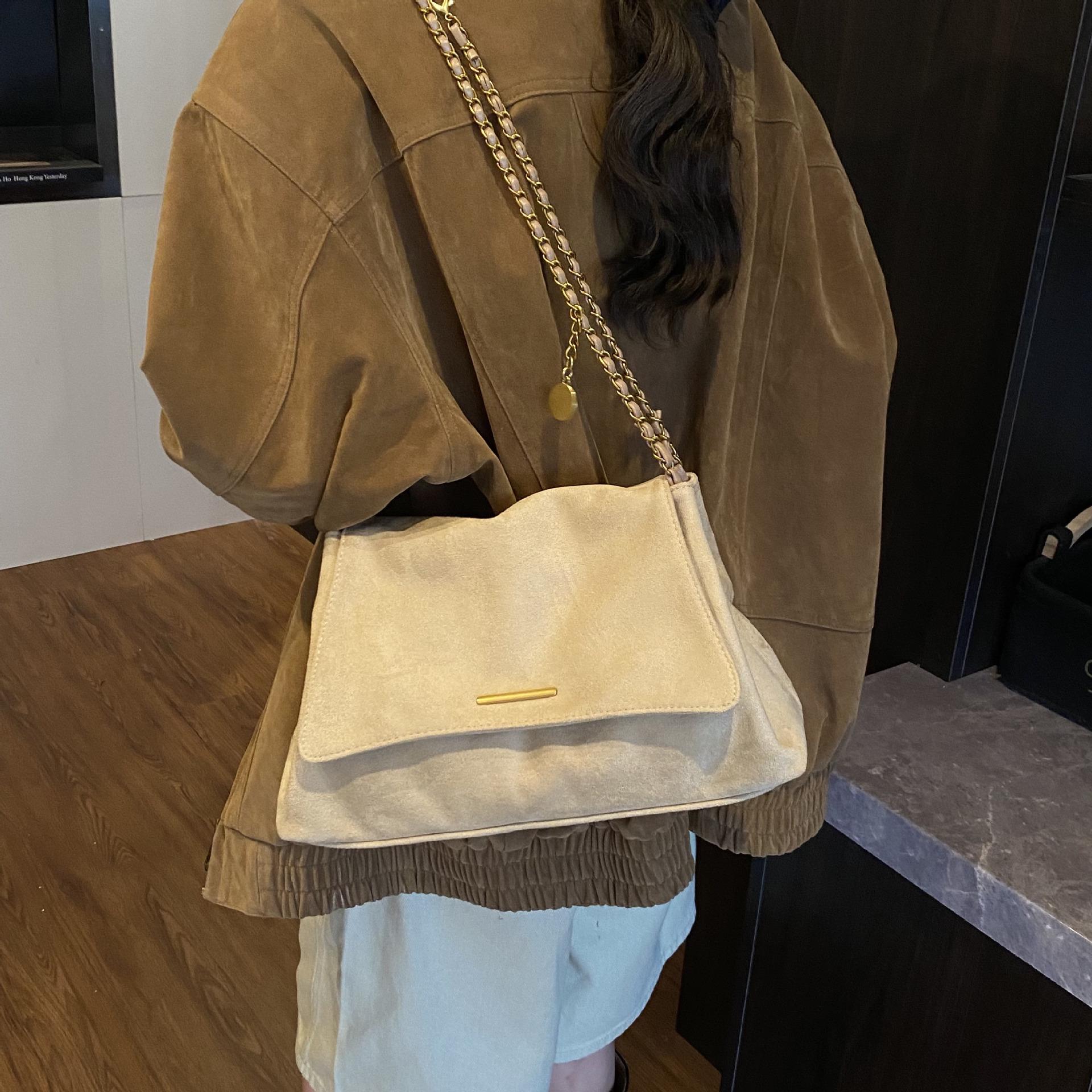 

2025 Women s Retro Trend Large Capacity Chain Shoulder Tote Bag by Melaude хаки