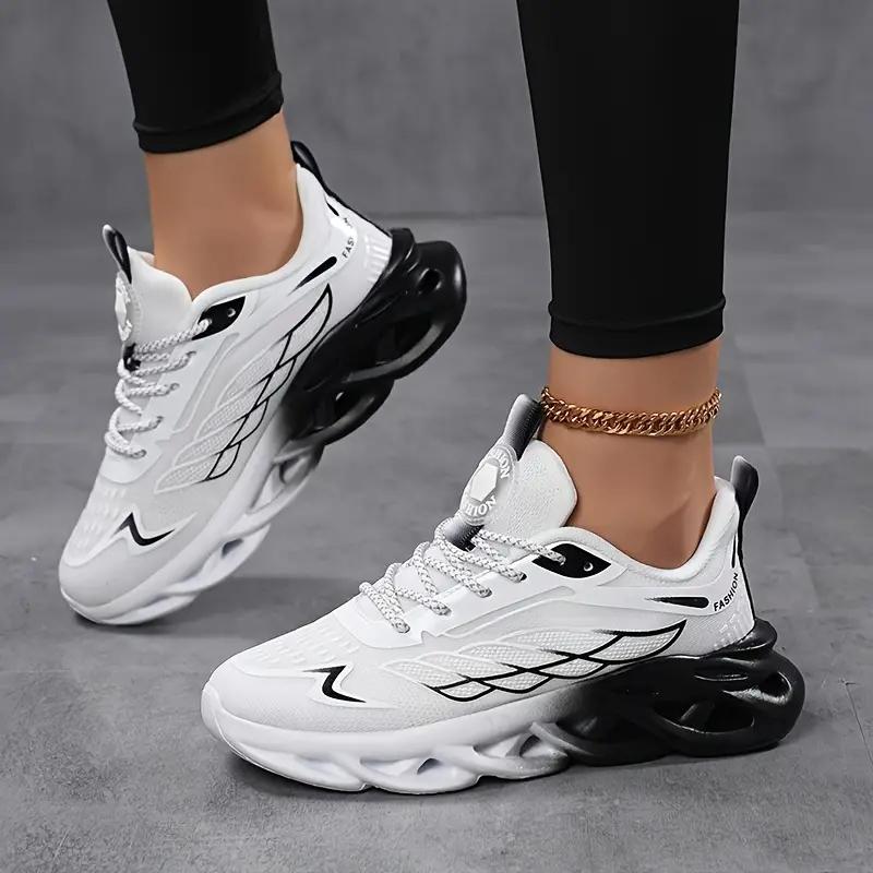 ELUVA Unisex Running Shoes Women Men Lightweight Mesh Breathable Comfortable Flat Soft Tennis Shoe Non Slip Lace-up Sneakers Man