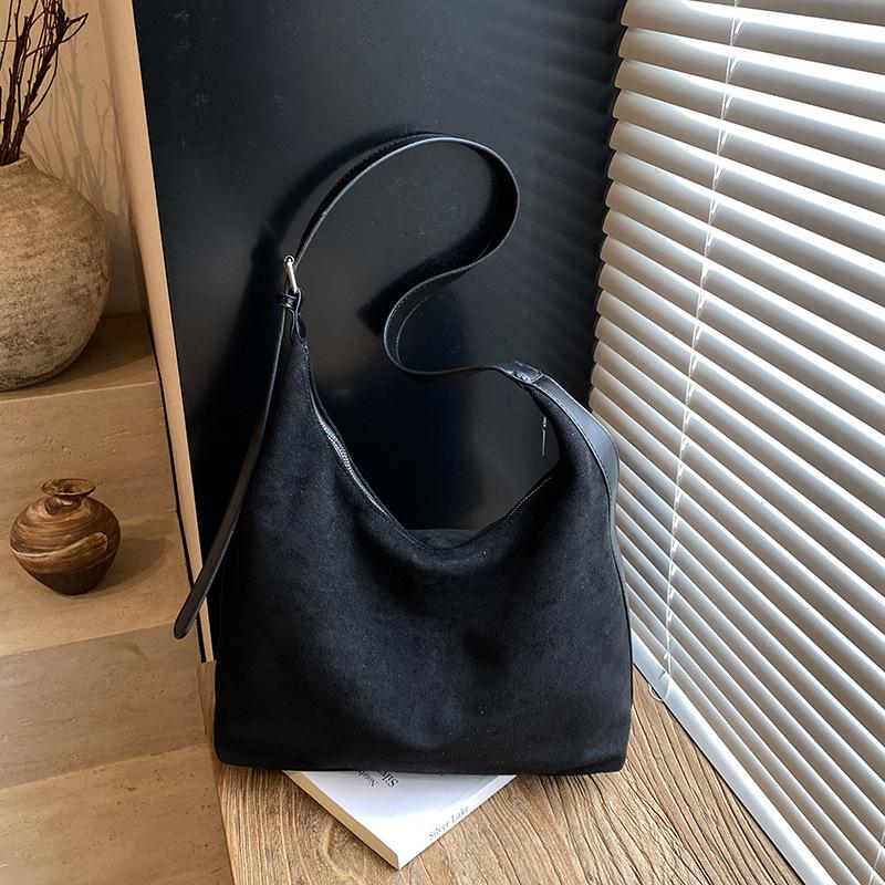 Suede bag large-capacity women's bag 2025 new high-end atmospheric shoulder messenger bag commuter versatile tote bag