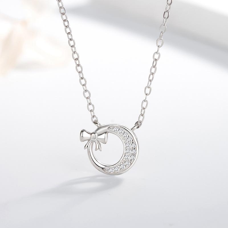 

New Minimalist Bow Necklace for Girls, Fashionable, Luxurious and Versatile. Give Your Best Friend A Collarbone Chain Gift 40CM платиновий