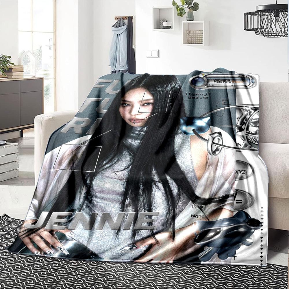 jennie Print Flannel Blanket High Quality Warm Comfortable Cover for All Seasons Perfect for Gifts Home Decor