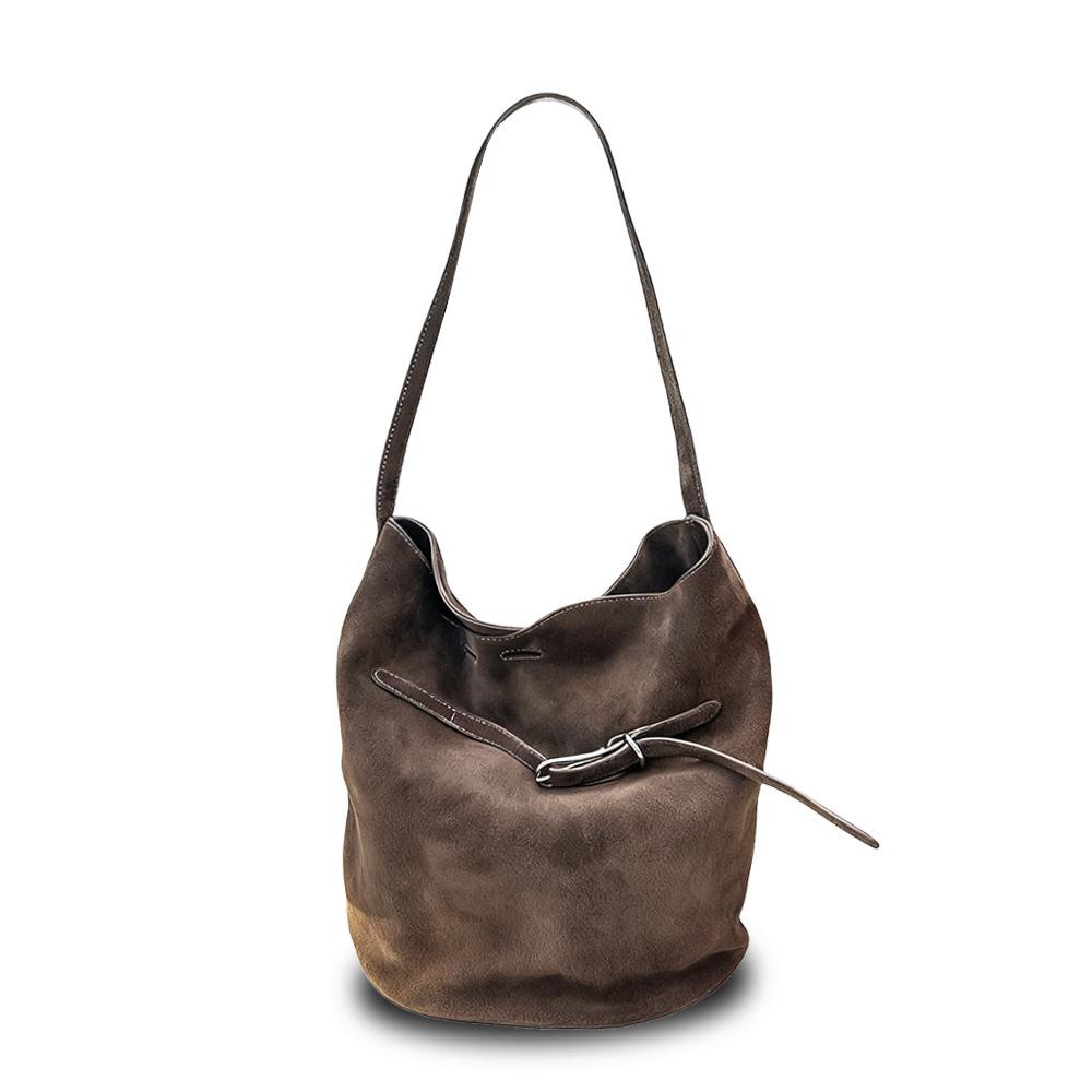 Горячая распродажа во внешней торговле, сумка-ведро из матовой кожи первого слоя, нишевая, ретро, с ременным декором, сумка на одно плечо, подмышечная, универсальная женская сумка 38*17*27cm темно-коричневого