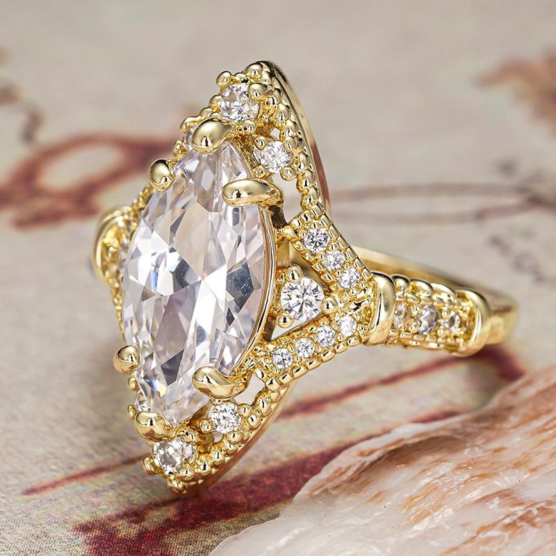 Huitan Graceful Chic Rings for Engagement Charming Trendy Bright Marquise CZ Party Jewelry for Women Exquisite Noble Accessories