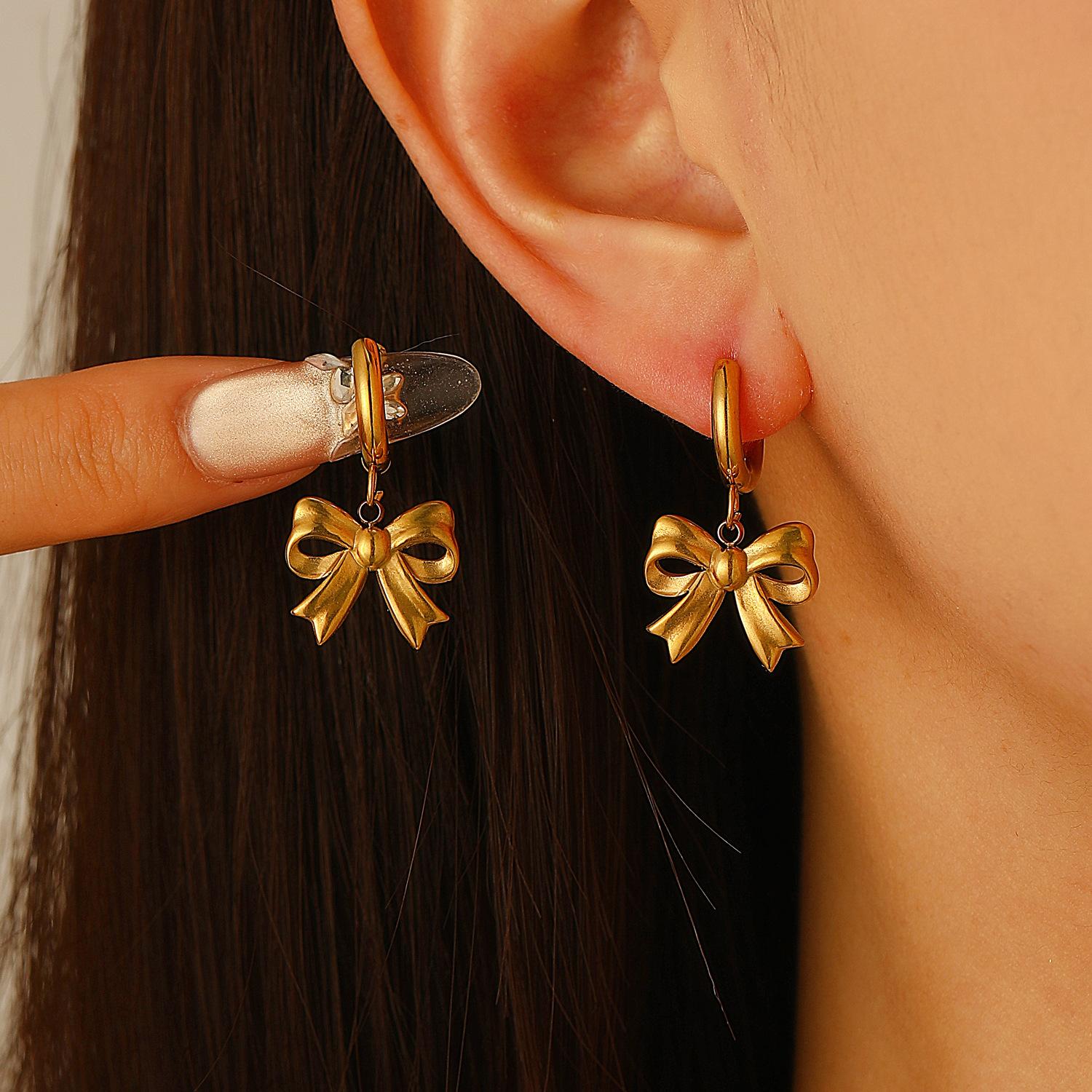 Geometric Stainless Steel Beaded Hoop Earrings for Women Ladies Classic Temperament Earrings Buckle Banquet Jewelry Accessories