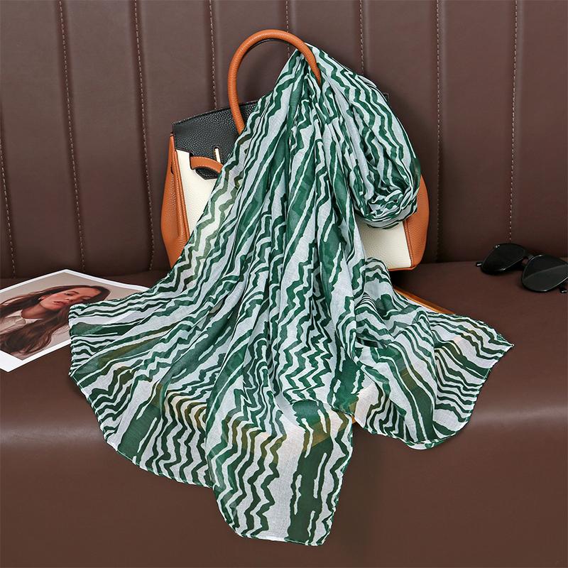 Print Design Middle East Summer New Hijab Beach Sun Protection Silk Scarves Women's Shawl Large Scarf Soft Bufanda Wrap Muslim