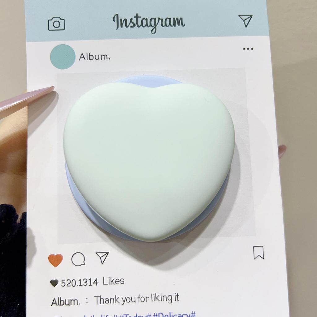Liquid Silicone Heart-Shaped MagSafe Magnetic Bracket with Strong Adhesion and Retractable Airbag for Trendy Desktops