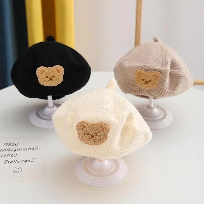 Winter Knit Beret Hat for Baby Cute Cartoon Bear Infant Painter Cap Autumn Winter Warm Woolen Kids Artist Caps