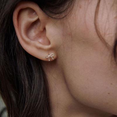 Grön [925 sterlingsilver] Två.silver.186 / örhänge med band (silver)