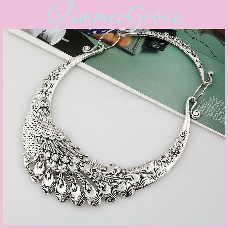 Peacock Animal Pendant Necklace With Retro Silver Finish For Fashion Accessories