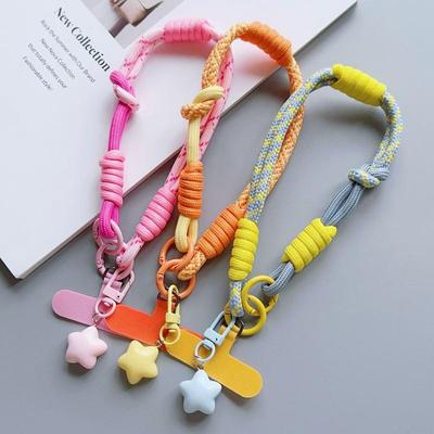 1 Pezzo Cordoncino da Polso con Ciondolo Stella Cordoncino da Appendere al Telefono Cellulare Carino a Cartoni Animati Cordoncino Intrecciato Corto Regolabile Portachiavi Per Uomo e Donna