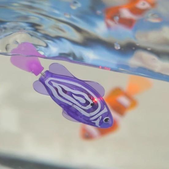 Magic Water Activated Glowing Swimming Fish Waterproof Interactive Robot Fish with Electric Movement Neon Deep-Sea Disco Bath Toy
