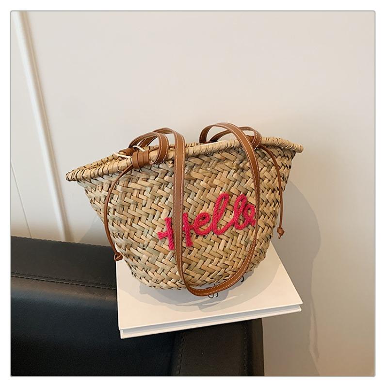 Large capacity bag women's summer new casual shoulder bucket bag woven straw seaside beach bag