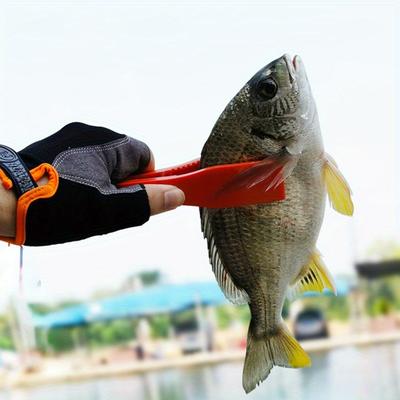 1pc Fishing Supplies Fishing Gripper With Belt Clip Key Chain Holder Fish Holder Switch Lock Gear Pince Fishing Tools