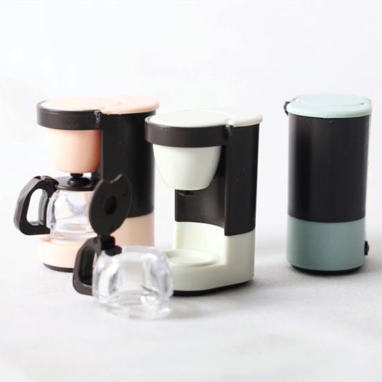 Dollhouse Breakfast Maker Wide Application Portable Plastic Miniature Dollhouse Model Juicer for Cake Decorations