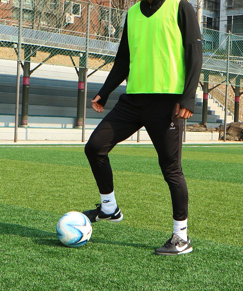 Naswideuseutaending Ziku Soccer Pants Functional Training Suit