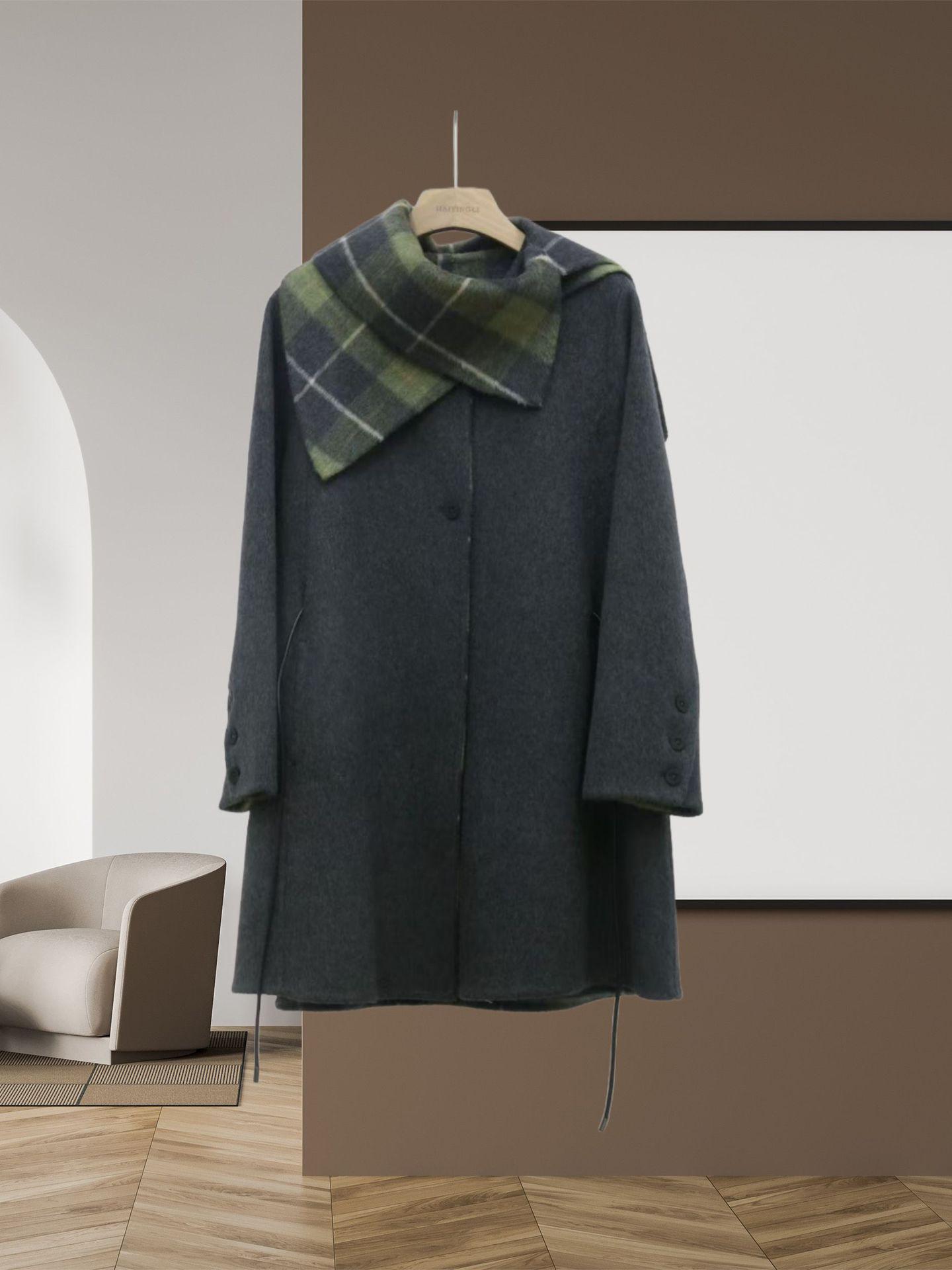 

Женское полупальто средней длины из двухсторонней шерсти со съемным клетчатым воротником и поясом S (90-120 lbs)