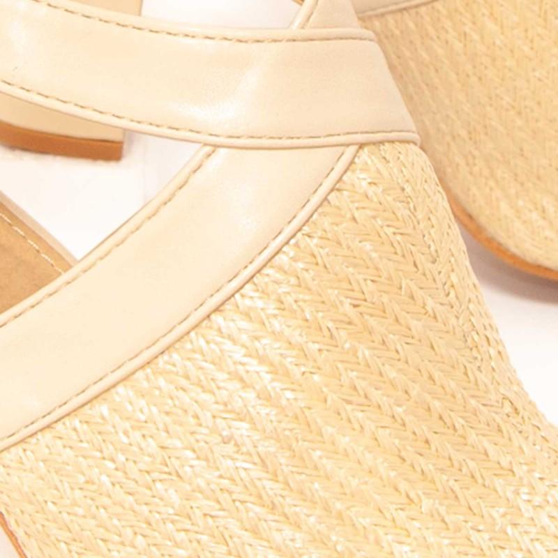 Women's Heel Sandal.  Montevita  Avara  104950