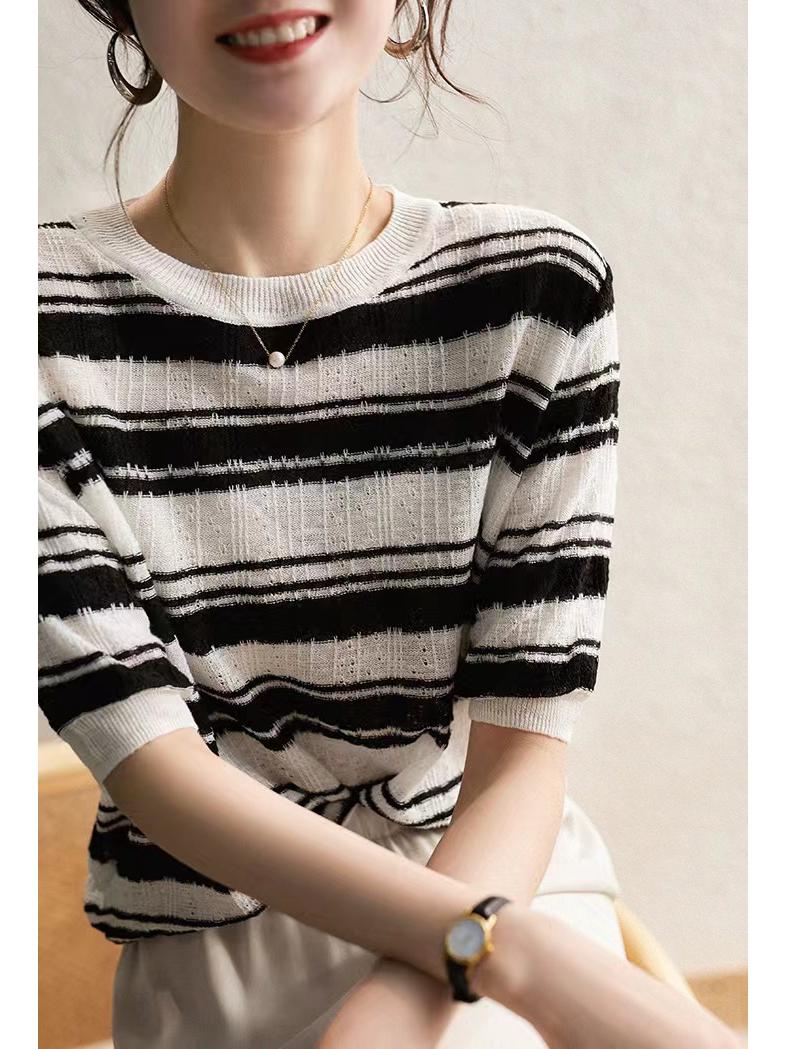 

Женская летняя футболка 2025 года в черно-белую полоску с круглым вырезом и коротким рукавом 2XL