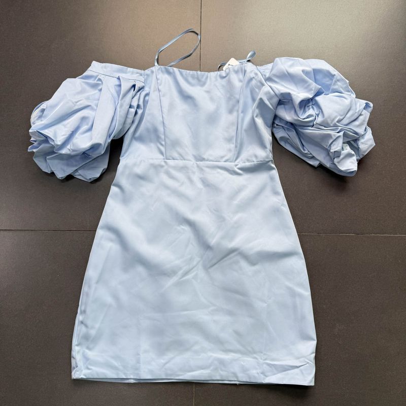 

Заказ внешней торговли Небесно-голубое платье с открытыми плечами, пышными рукавами и облегающее талию, маленькое платье, синее платье, мини, изысканное платье Blue off-shoulder Dress S