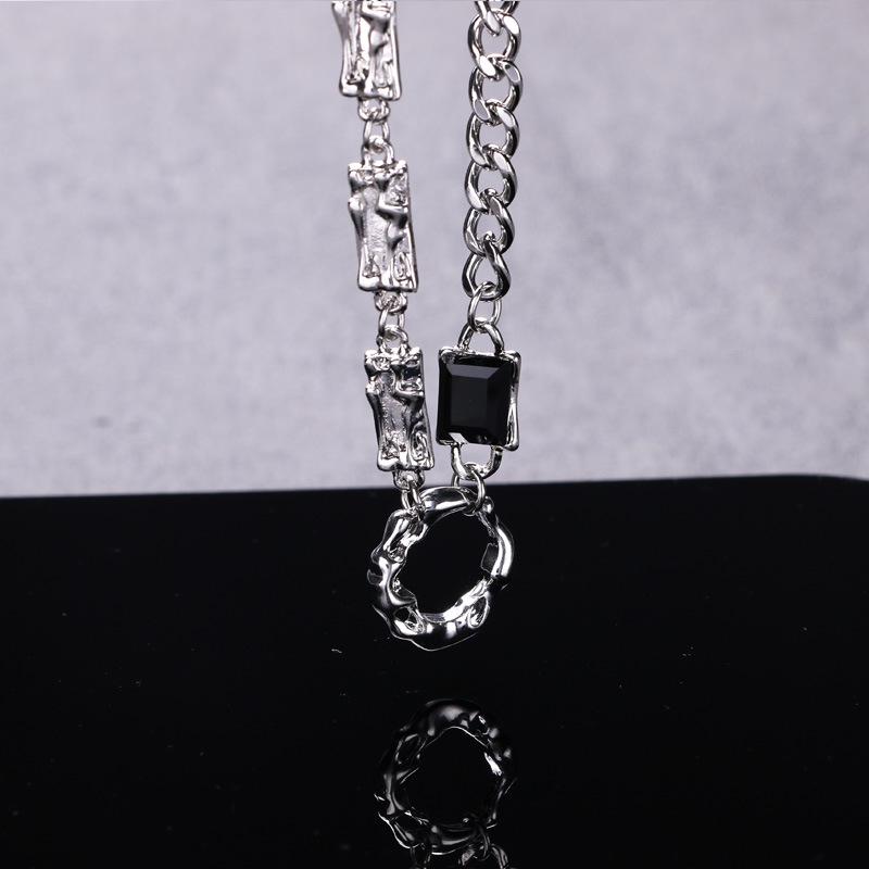 Irregular Circle Couple Necklace: Unisex Cold Style Clavicle Chain Hip Hop Design for Women
