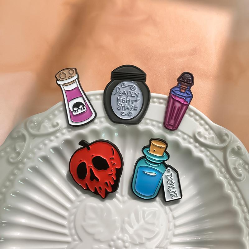 Unique Decorative Metal Pin Brooch With Fun Halloween Ghost Pumpkin And Skull Design Perfect For Autumn Wear