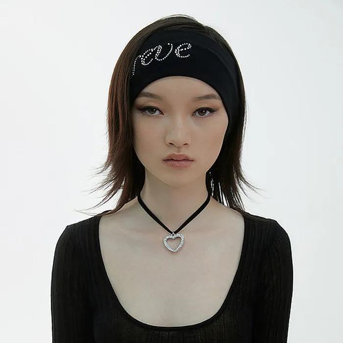 [Worn by Celeb] Lettering Hairband (Black)