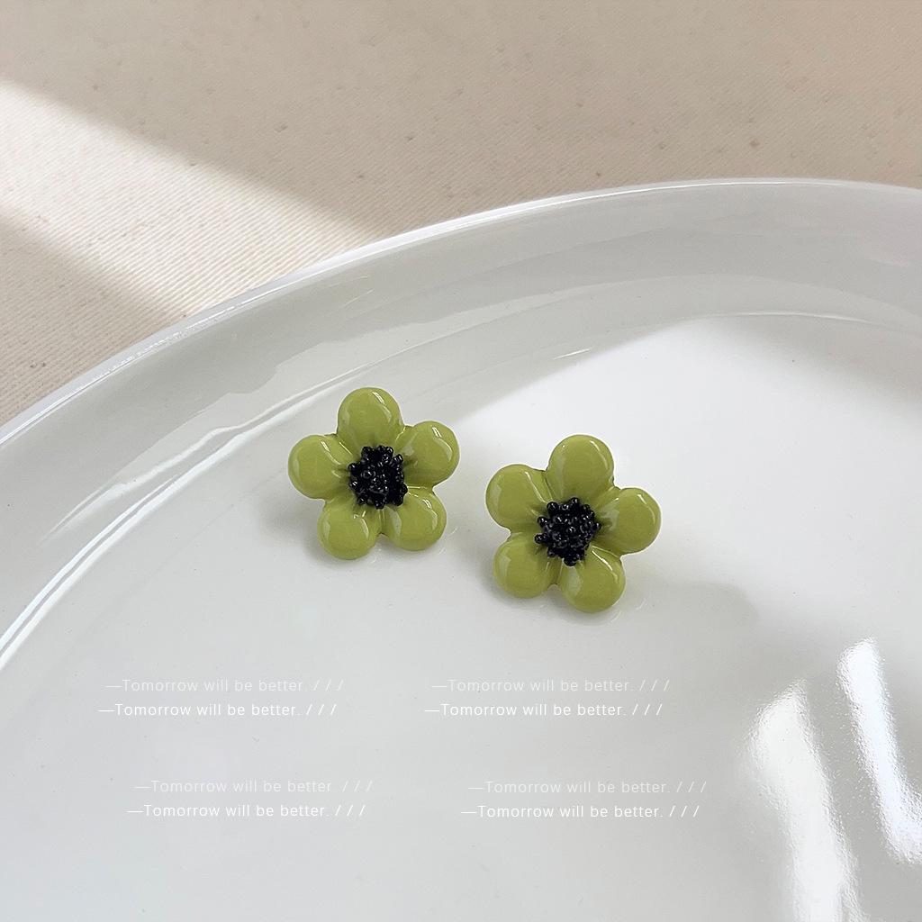 Green Floral Earrings - Japanese Korean Sweet Tea Series, High-End Whitening Ear Accessories