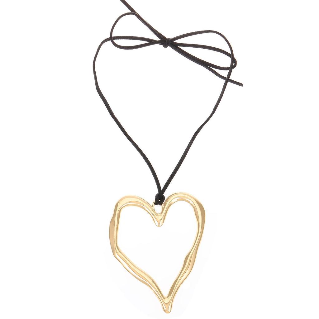 Exaggerated Heart Pearl Necklace with Irregular Hollow Design for Women