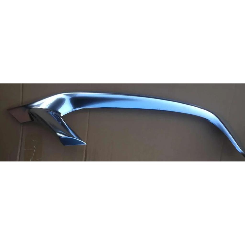 - Models GEELY Coolray Headlight Bright Strip Front Grille ABS Silver Trim