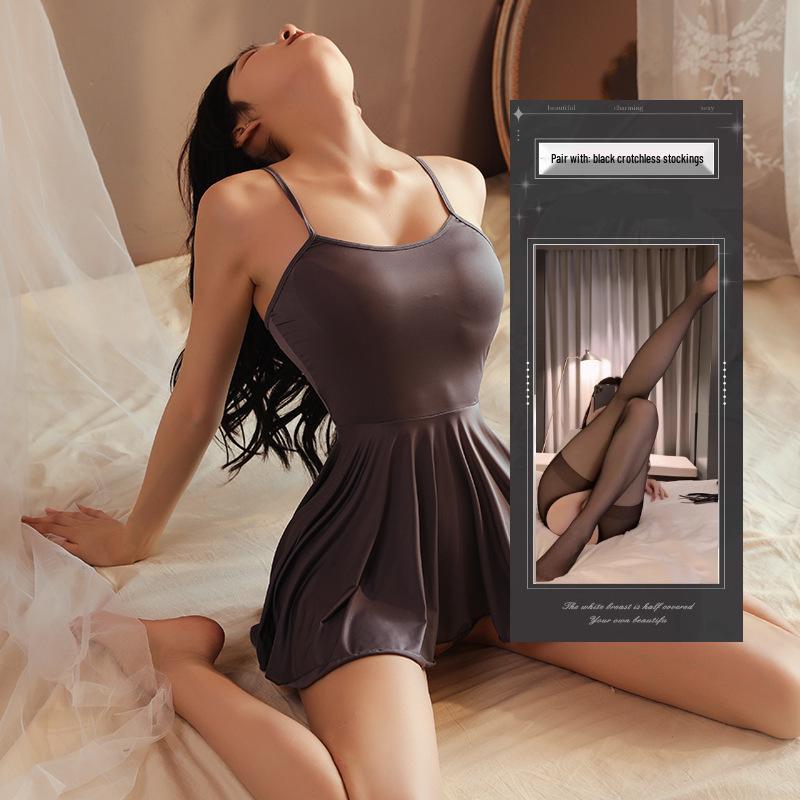 Camiciola da Notte in Seta di Latte Ultra-Corta: Pigiama Sexy in Stile Battle Suit