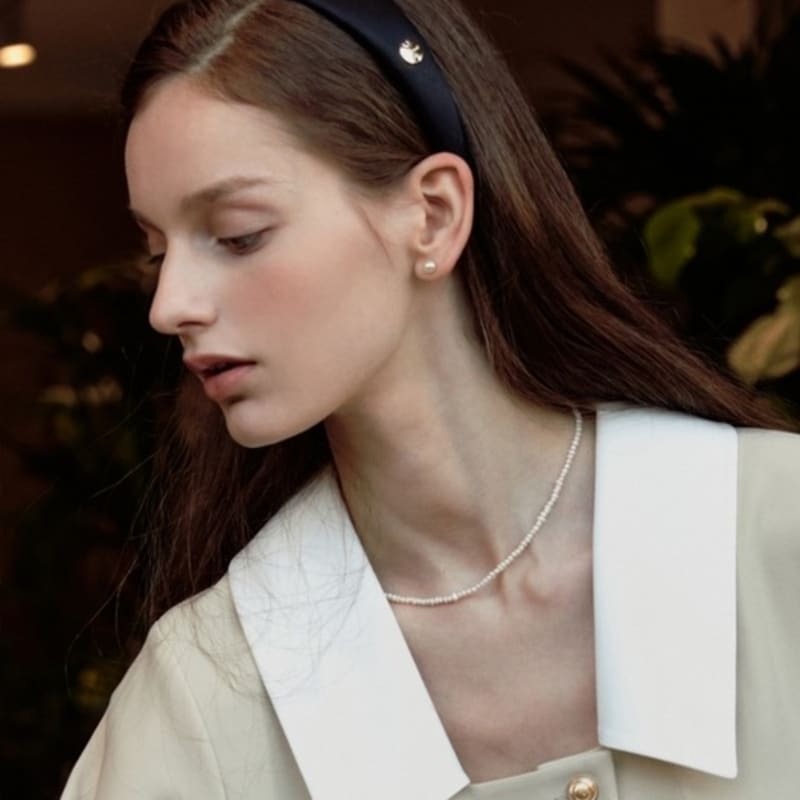 

DEPOUND атласная широкая повязка для волос - черная (L) black (L)