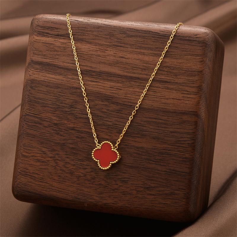 High-Grade Four-Leaf Clover Necklace Light Luxury Titanium Steel Does Not Lose Colour Jewelry Simple Temperament Female Collarbone Chain