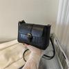 Trendy Womens Crossbody Shoulder Bag With Solid Color Design For Streetwear