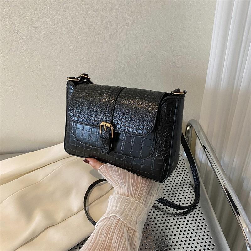 Womens Crossbody Trendy Shoulder Bag With Solid Color Design For Streetwear