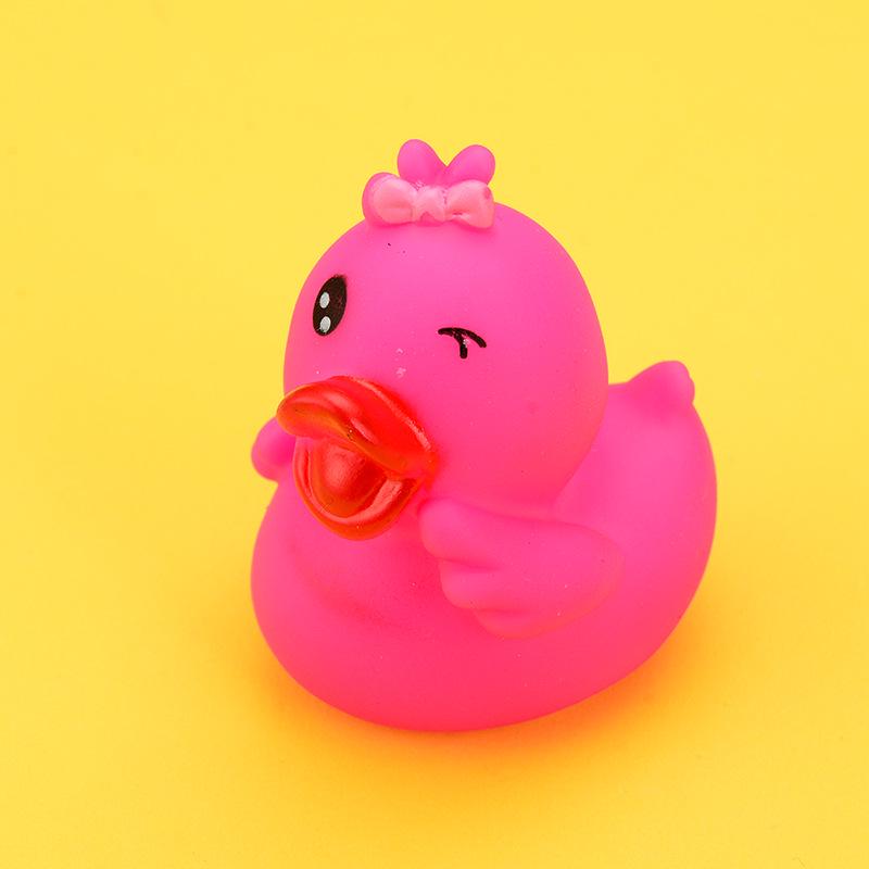 Adorable Cartoon Duck Squeeze Sound Bath Toy for Kids - Educational Water Play