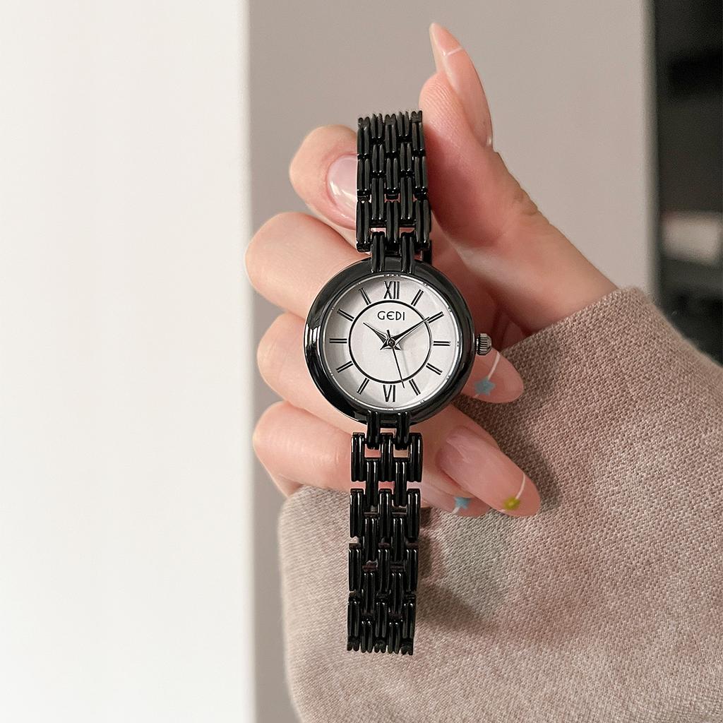 Literary Retro Simple And Versatile Exquisite Bracelet Watch Middle School Student High Value Alloy Waterproof Quartz Watch